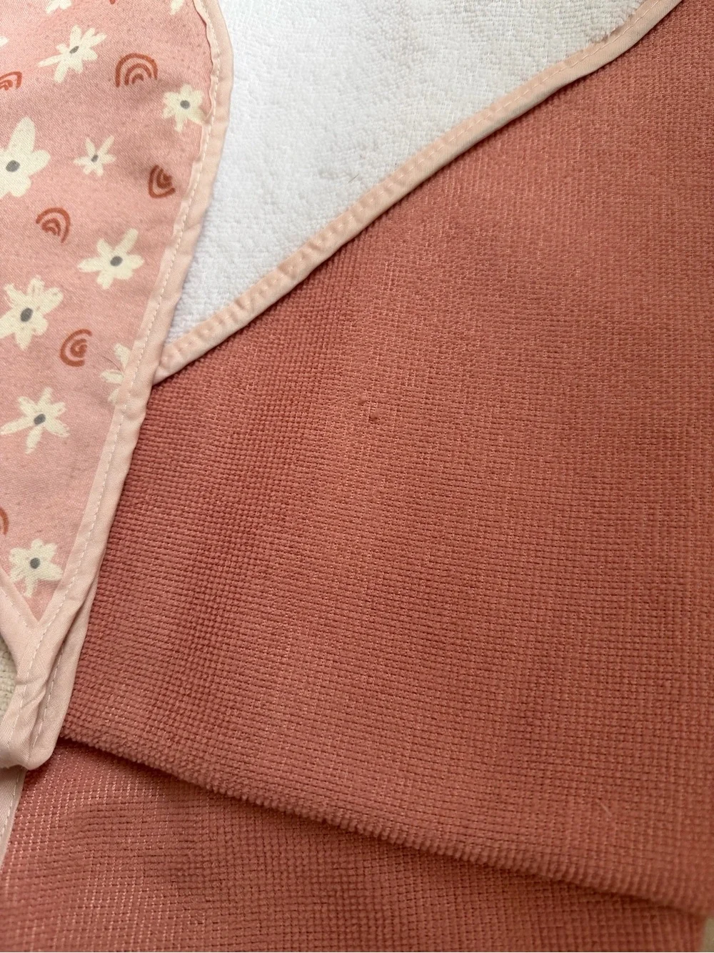 S/4 Hooded Baby Towels Set - Soft and Plush in Pink, Blush, Cream, Coral
